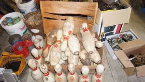 lot 98 image: Wood crate full of vintage bowling pinsplease see all photos for best description