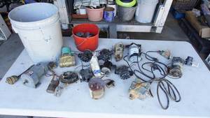 lot 153 image: Pumps, pumps and more pumps