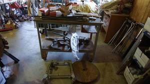 lot 159 image: Rolling workbench with miscellaneous tools,  reflector set, Dolly etc.
