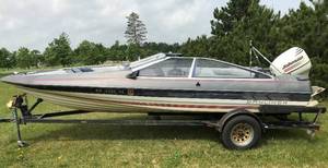 1986 Bayliner 18 Speed Boat WTrailer