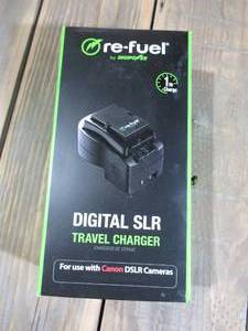 lot 39 image: re-fuel Digital SLR Travel Charger for Cannon Camera