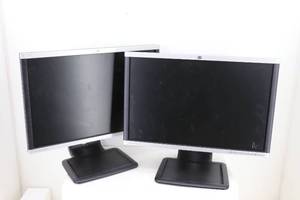 (2) HP LA2205wg Monitors