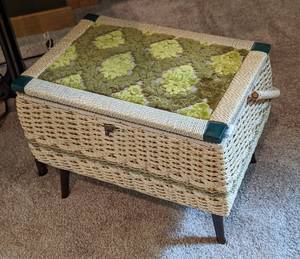 Vintage Singer Sewing Table and Supplies
