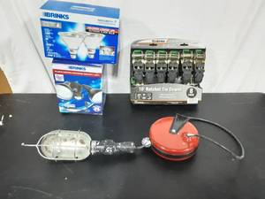 Brinks Security Light & Halogen Bulbs, Ratchet Straps, Retractable Light