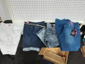 New Juniors Bottoms Size 1718