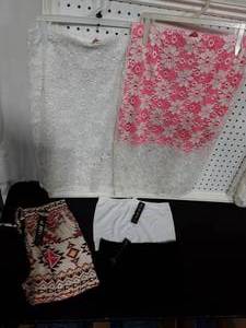 New Juniors Fashions Size Small