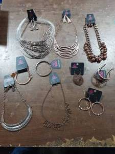 10-Pieces Of New Fashion Jewelry