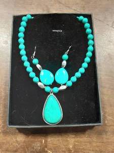 Turquoise Jewelry Boxed Set