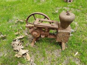 Old Everite Pump Co. Water Pump