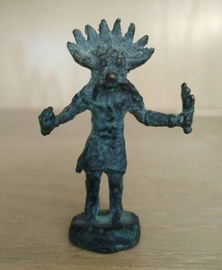 Miniature metal icon