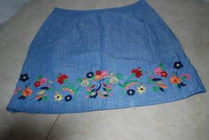 lot 13 image: Talbots Skirt