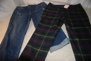 lot 25 image: Talbots Pants