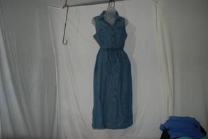 lot 64 image: Talbots Tops