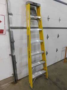 Keller Finerglass step ladder, 7