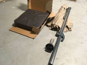 Patio Umbrella and Base  Customer Return - Review all pictures