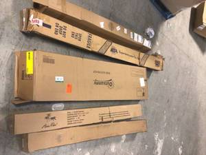 Mix lot of assorted Umbrellas and Base - Customer Returns - Review all pictures