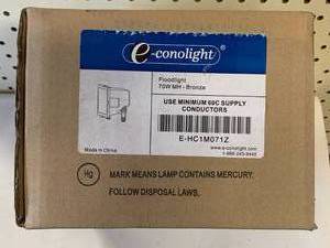 NEW IN BOX ECONOLIGHT 70 WATT FLOOD LIGHT