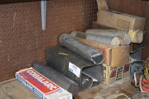 lot 25 image: Large quantity of welding rods