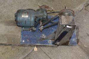 lot 40 image: single phase motor with pully