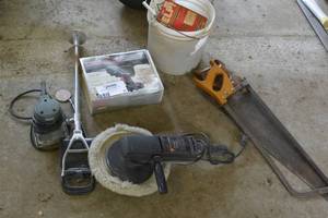 lot 41 image: Lot of tools