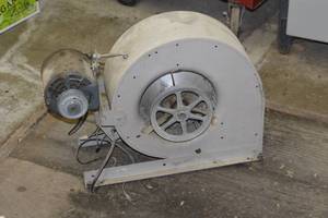 lot 62 image: Blower