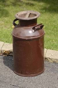 lot 76 image: milk can