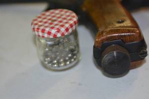 lot 88A image: Plainsman .177 Pistol BB gun