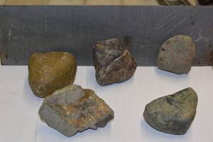 lot 120 image: lot of rocks