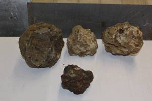 lot 122 image: lot of rocks. the back plate is 4 tall