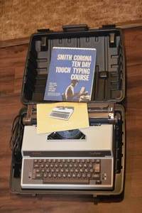 lot 154 image: royal academy typewriter with 10 day typing course