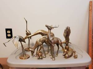 lot 222 image: Brass Animal Decor