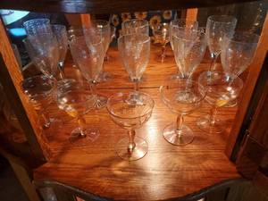 lot 227 image: Vintage Pink Glassware and clear glasses in the back
