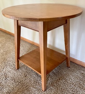 lot 76 image: Ethan Allen Round Wooden Accent Table