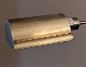 lot 32 image: Gold Tone Floor Lamp