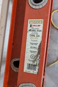 lot 132 image: Keller 24ft Fiberglass Extension Ladder