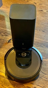 lot 155 image: iRobot Vacuum Cleaner