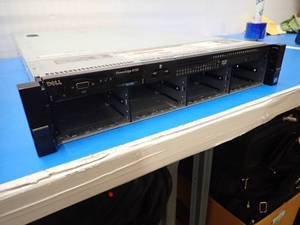 lot 32 image: Dell&nbspPowerEdge R720 Server  NO HDs  8 HD Bays, 3.5   includes CAB-AC