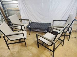 5 Piece Patio Set with Rocking Chairs