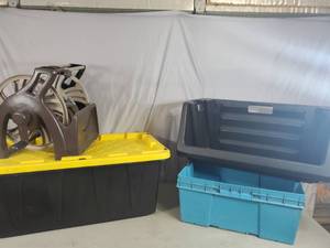 Totes and Ames Hose Reel