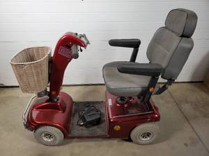 Shoprider 24 volt 4 Wheel Electric Handicap Mobility Scooter With Charger