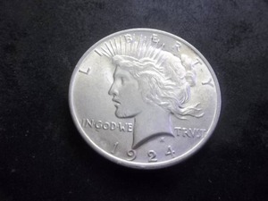 lot 46 image: 1924 Peace Silver Dollar