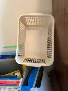 lot 61 image: Office Supplies - Lot 3