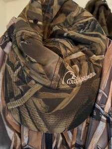 lot 67 image: Hunting Clothes - Lot 4