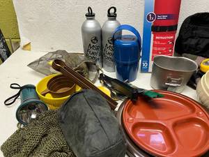 lot 118 image: Camping Supplies