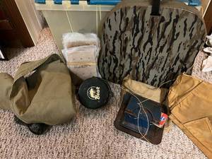lot 131 image: Camping Supplies