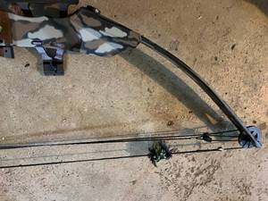 lot 157 image: Gamesport Bow - PSE Graphite. #1