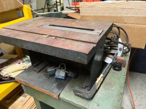 lot 155 image: Work Bench with Saw and Tools