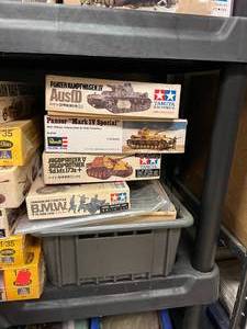 lot 227 image: 16 Model Tanks and Vehicles