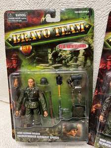 lot 233 image: NEW 3 Bravo Team Miniature German Soldiers