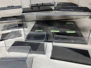 lot 231 image: Lot of Model Display Cases